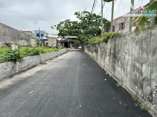 Bán lô đất chỉ sau lô mặt đường 402 giá chỉ 16tr/m2 tại Hoà Nghĩa , Dương Kinh
