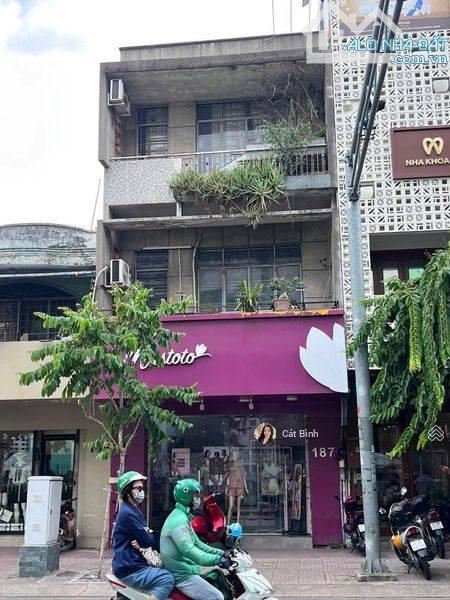 Bán nhà MT Đặng Thùy Trâm Q.Bình Thạnh. DT 5mx20m, 4 tầng, giá 20 tỷ