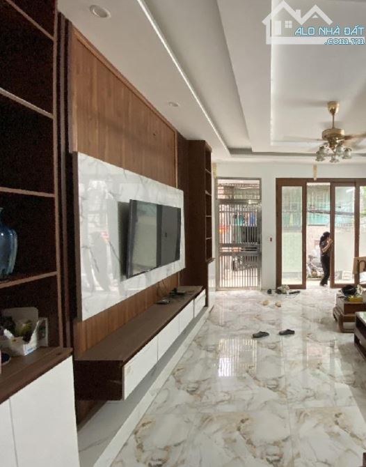 BÁN NHÀ XUÂN ĐỈNH – 70M2 – Ô TÔ VÀO NHÀ – VÀI BƯỚC RA PHẠM VĂN ĐỒNG