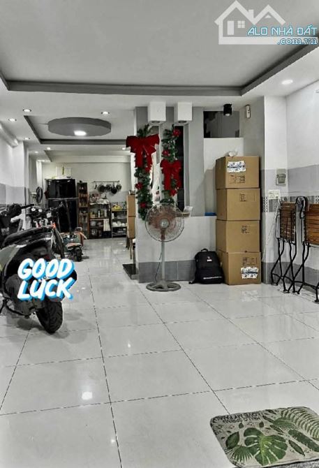 BÁN NHÀ LÊ VĂN QUỚI _ VUÔNG A4 _ HẺM XE HƠI TỚI CỬA _ 50M2 _ 4 TẦNG ĐÚC GIÁ 3,95 TỶ.