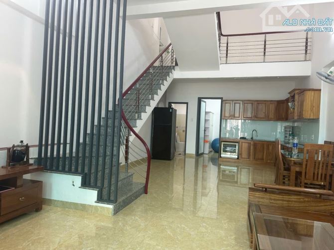 Nhà cấp 4 hẻm 48 Đỗ Xuân Hợp phường Tân Lợi