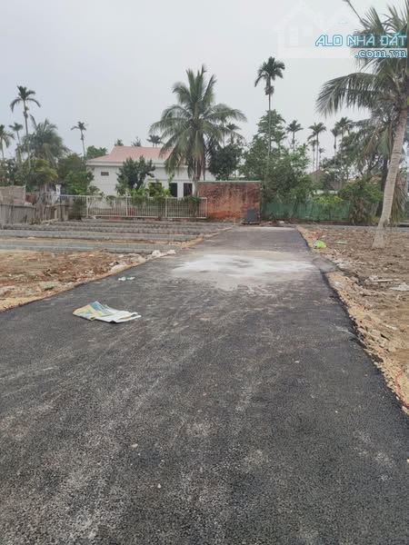 Bán 500m2 đất nhà vườn giá chỉ hơn 1 tỷ đường nhựa 3,5m tại Hòa Nghĩa , Dương Kinh