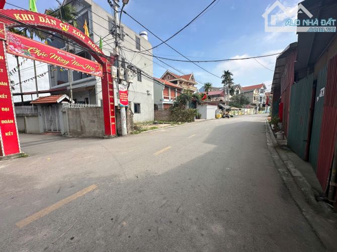 Siêu phẩm có 1-0-2 lô góc trục chính gần hồ Ngọc Động, Đa Tốn, Gia Lâm
