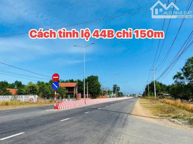 BÁN ĐẤT CHÍNH CHỦ - 3 LÔ LIỀN KỀ - TT PHƯỚC HẢI .LONG ĐẤT. CÁC TL44B 200M