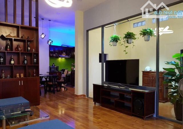 giá chốt 6,8 tỷ – nhà góc 2 mặt hxh thống nhất f15 – đẹp từng centimet!
