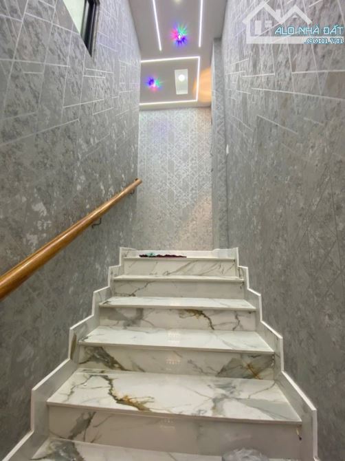 🏡 BÁN NHÀ MẶT TIỀN HÀ BỔNG – TRUNG MỸ TÂY – Q.12 – CĂN GÓC KINH DOANH ĐẸP – GIÁ CHỈ NHỈNH