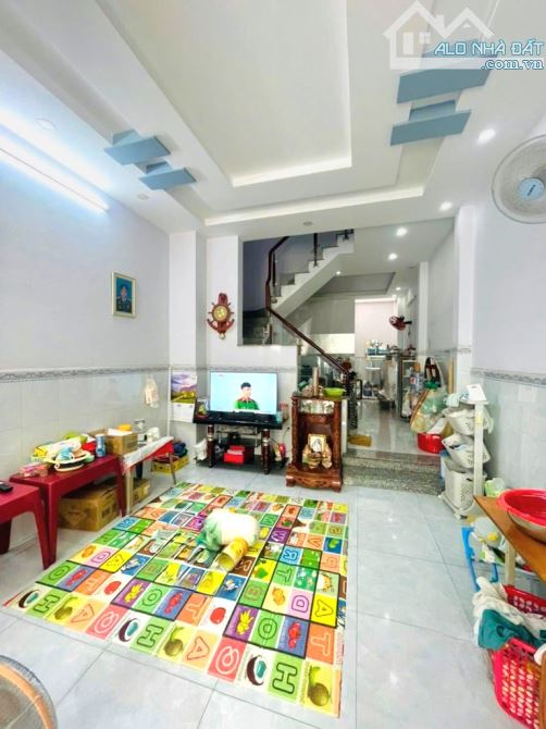 BÁN NHÀ SÁT TỈN.H LỘ 10 - KH.U TÊ.N LỬ.A - ĐƯỜNG XE TẢI -4PN- ( 4X16M )