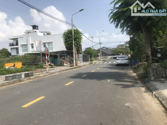 ⭐⭐⭐ BÁN LÔ GÓC 2 MẶT TIỀN ĐƯỜNG LÊ MINH TRUNG VÀ NGUYỄN QUANG CHUNG -GIÁ CHỈ: 50 TRIỆU /M2
