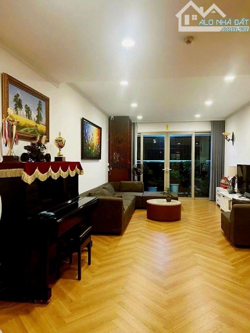 Chỉ nhỉnh 4 tỷ sở hữu ngay căn hộ 3 ngủ- Lô góc Trung tâm Cầu Giấy