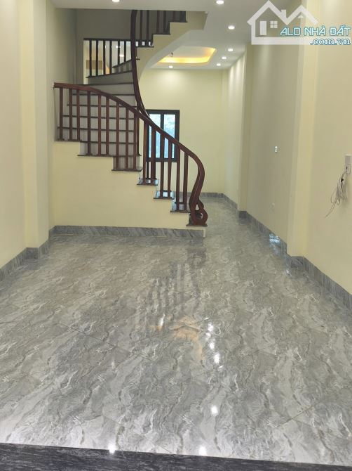 Ỷ LA DƯƠNG NỘI HÀ ĐÔNG, 37M, 4T, MT 3,2M, GIÁ 5,2 TỶ