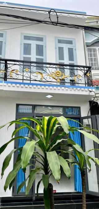 Nhà mới xây, 2 tầng 2 PN, 18m2 gần chợ Gò Xoài Bình Tân, chỉ 1.8 Tỷ, SHR