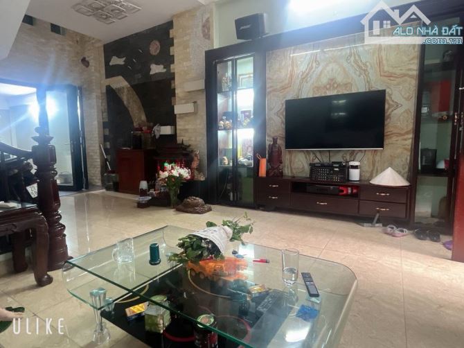💎 Nhà 5 tầng Yên Bình – Văn Quán, 42m², 4 ngủ, ô tô đỗ cửa, giá nhỉnh 14 tỷ