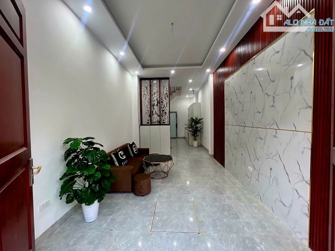 BÁN NHÀ ĐƯỜNG ĐẠI MỖ 36M*5T, ÔTÔ ĐỖ CỬA, NHÀ MỚI Ở NGAY, GIẾNG TRỜI, 300M AEON HĐ