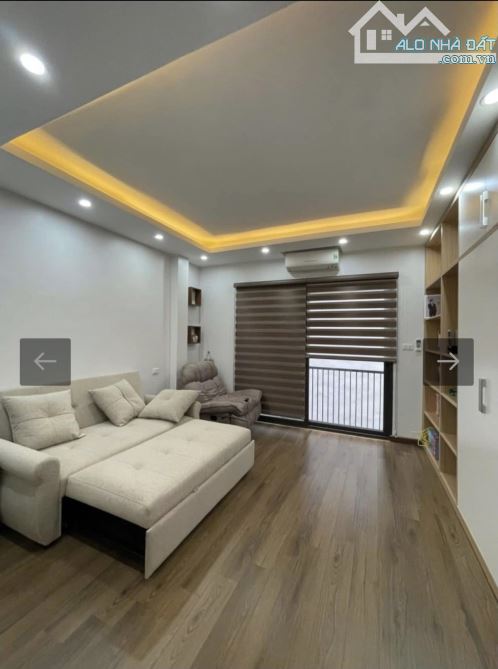 NHANH CÒN KỊP, SIÊU HIẾM NHÀ NGÕ 110 TRẦN DUY HƯNG 46m2, 5T, MT4M. 8,8 TỶ