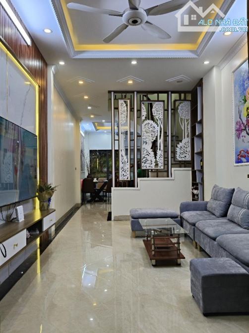 Bán nhà riêng Kim Ngưu - Hai Bà Trưng nhà mới Full Nội Thất 50m2 x5T