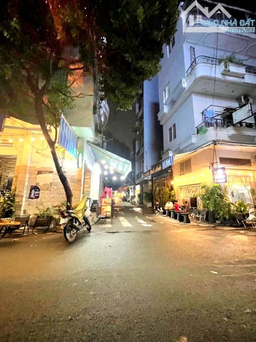 Bán Nhà P12 Tân Bình, Góc 2 Mặt Tiền, K300, 4x16M, 3 Tầng, 16 Tỷ Xíu