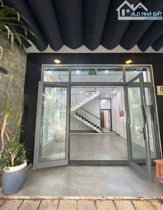 🏬💥Bán nhà 5 tầng đẹp long lanh, mặt tiền Đá Mộc 1. Giá 5,79 tỹ