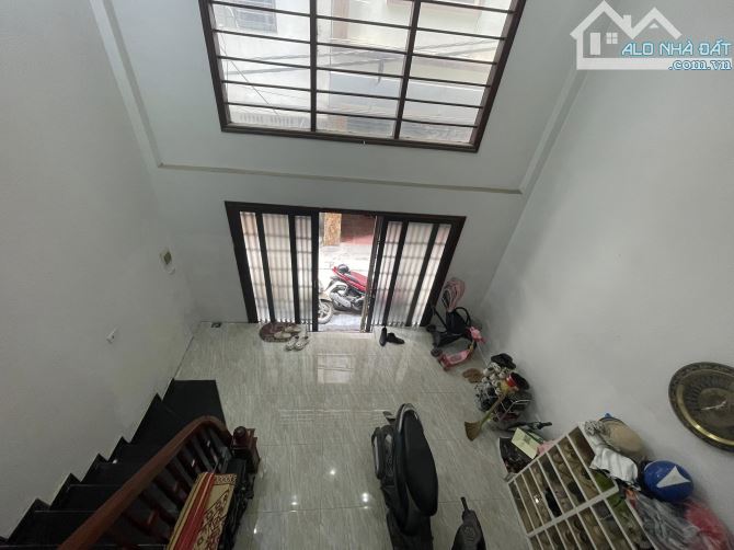 BÁN NHÀ NGÕ 73 TÂN TRIỀU – 40M² x 5 TẦNG – CÁCH PHỐ 50M – Ô TÔ TRÁNH – GIÁ 8 TỶ