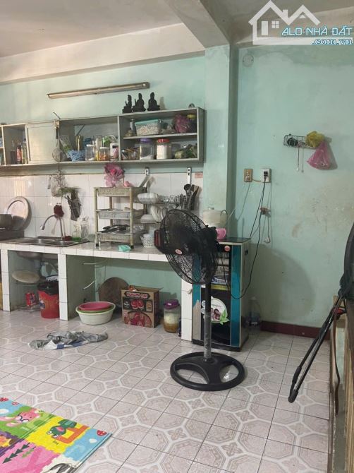 Nhân - Nhà Mặt Tiền Nguyễn Thiện Thuật ngang 5m