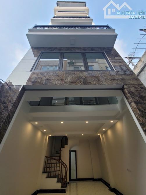 NHÀ NGÕ Ô TÔ THÔNG, CỰC HIẾM - GIANG BIÊN, 31m2 X 6 TẦNG – GIÁ NHỈNH 6.1 TỶ