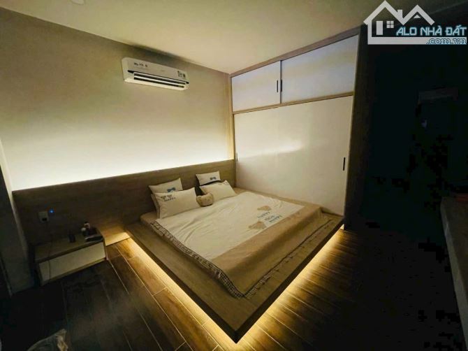Nhân - Nhà Kinh Doanh Spa mặt đường Quang Trung bán chì 26tỷ