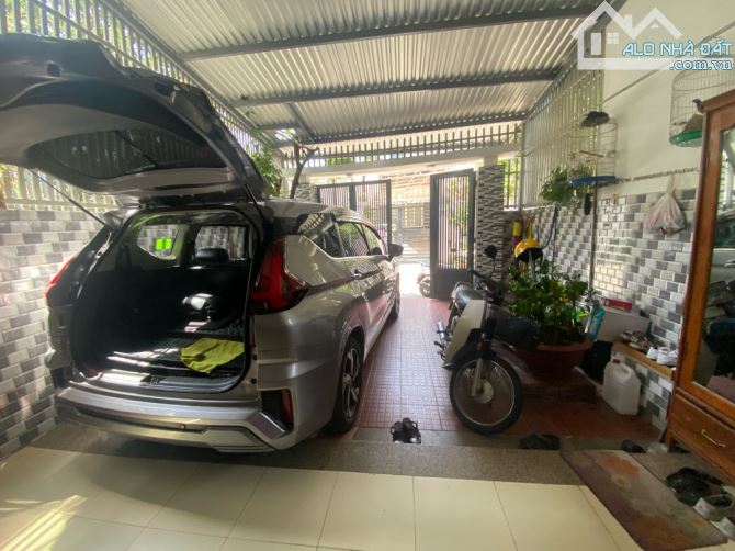 NHÀ 3 TẦNG LÔ GÓC CHẾ LAN VIÊN – Diện tích: 239.2m², ngang 9.3m, nở hậu