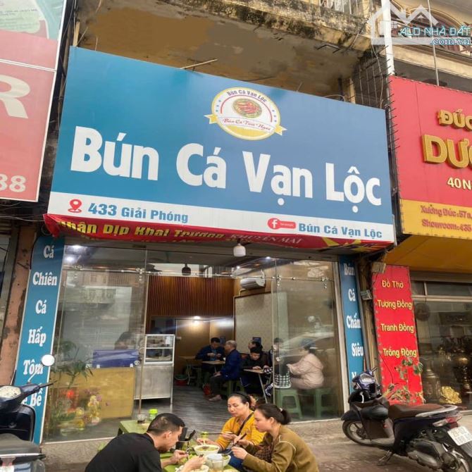 Cho thuê nhà Mặt Phố Giải Phóng, Hai Bà Trưng, 70m2, 3 tầng, MT5m, vìa hè 6m KD bất chấp
