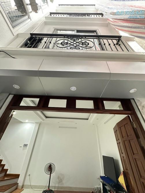 BÁN NHÀ LÊ THANH NGHỊ, GẦN BÁCH KINH XÂY, BỆNH VIỆN BẠCH MAI, DT 32M2. 8,1 TỶ