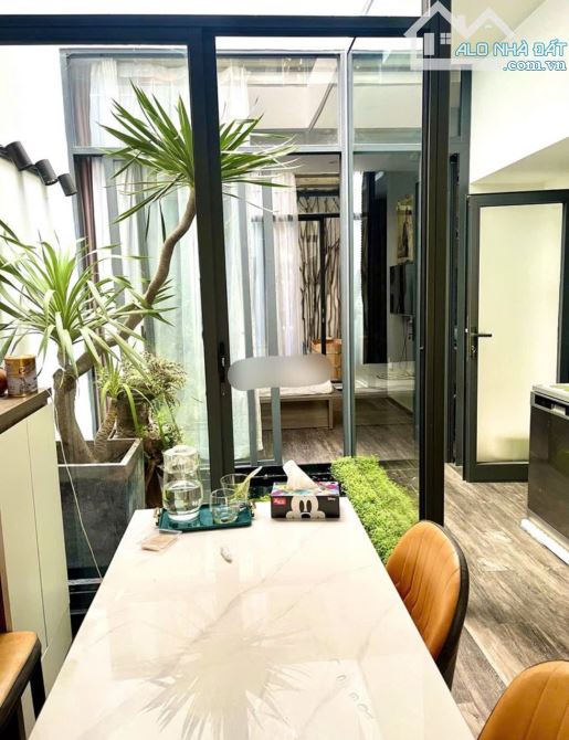 📌📌📌Làm việc trực tiếp!!! Cần bán nhà kiểu villa đầu đường bùi thiện ngộ, khu hoà xuân