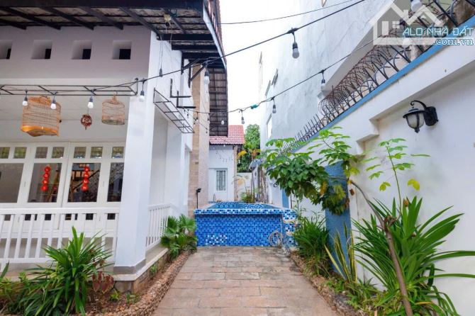 BÁN BIỆT THỰ CÁCH BIỂN BÃI SAU VŨNG TÀU 600M - DT 324M2 +  (KHU BT Á CHÂU) GIÁ CỰC TỐT