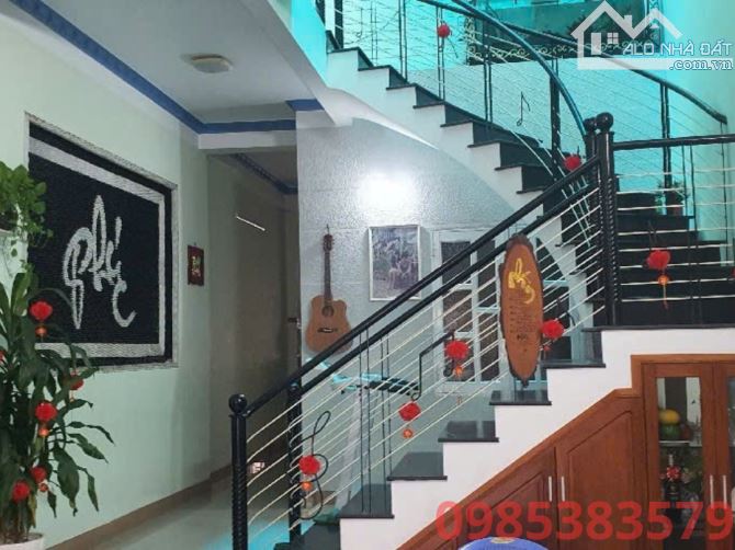 tài chính nhĩnh 8 tỷ sở hữu nhà 3 tâng Phạm Văn Bạch , hòa cường Nam, Hải châu,