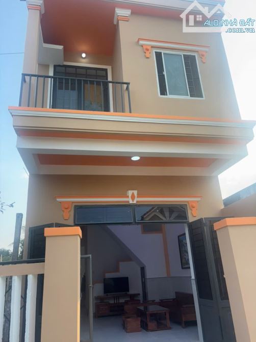Bán gấp nhà 2 tầng Tân Hạnh- Hoà Phước (cũ), dư lô đất xây được căn nhà nữa