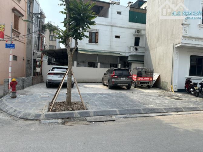 BÁN ĐẤT MẶT PHỐ PHÚC LỢI - 80M2,MT 11M - 20,5 TỶ.