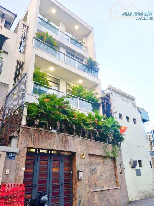 Bán nhà MT Bàu Cát, Tân Bình. 5mx20m. 5 tầng. HĐT 50triệu. Giá 12,9tỷ