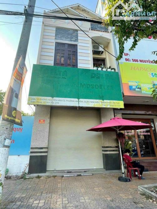 Bán Nhà 1 Lầu 2 Mặt Tiền Nguyễn Văn Cừ – Vị Trí Vàng – Sổ Hồng Hoàn Công – Giá 16 Tỷ
