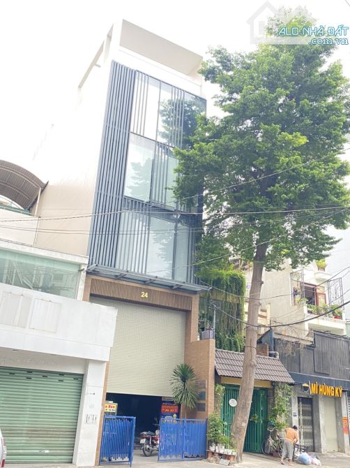 Bán nhà HXH Trường Sa, Phú Nhuận. 5mx20m. NH. Trệt 3 lầu, HĐT: 100triệu/tháng. Giá 19tỷ