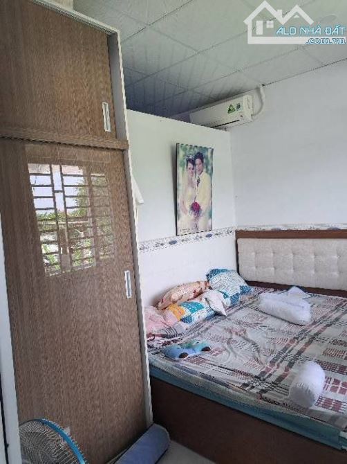 HOT Q7 – Nhà Mới Đẹp Cách Đường Container 50m – Sát KCN Tân Thuận – Chỉ 2.6 Tỷ Sổ Sẵn, Ở N