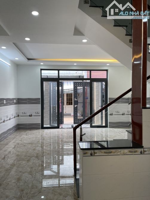 SIÊU PHẨM MỚI 100% – NGANG KHỦNG 5.7M – HƯƠNG LỘ 2 – GIÁ CHỈ 6.6 TỶ – NHÀ ĐẸP FULL NỘI THẤ