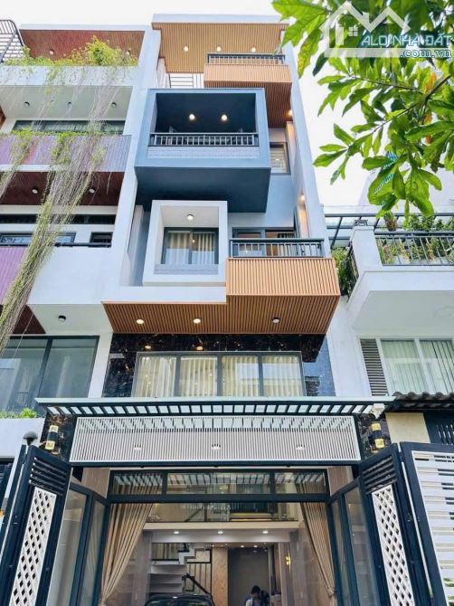 4 tỷ còn 3 tỷ 750. Bán nhà 60m² gần hồ bơi Vân Đồn. Xây 1 trệt lửng 3 lầu, hẻm 6m. Sổ sẵn