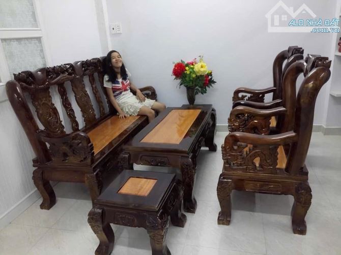 SIÊU PHẨM PHÚ THỌ HÒA – TÂN PHÚ – CHỈ HƠN 3 TỶ! NHÀ ĐẸP – 3 PHÒNG NGỦ – Ô TÔ ĐẾN BÊN HÔNG!