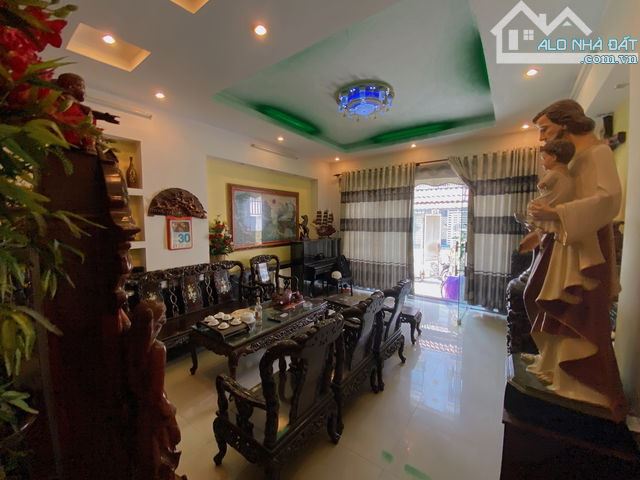 Đầu tư nhà hẻm xe tải Gò Vấp – Lê Đức Thọ, 114m², 3 lầu, giá 13 tỷ, sinh lời bền vững!