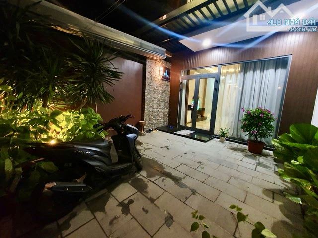 🔥BÁN NHÀ 3 TẦNG HIỆN ĐẠI– 100M2- CÁCH BIỂN MỸ KHÊ CHỈ 3 PHÚT–ĐANG CHO TÂY THUÊ –NHỈNH 9TỶ