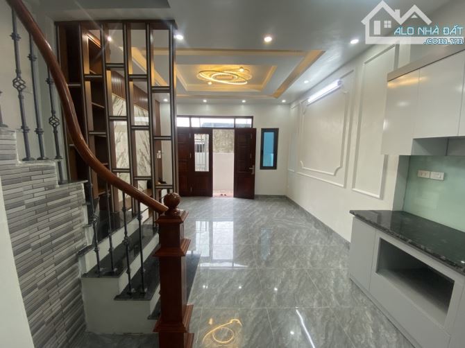 ❤️❤️ SIÊU HIẾM- 5,3 TỶ - 48M NHÀ ĐẸP THẠCH BÀN -VIEW THOÁNG- GẦN Ô TÔ TRÁNH   - Vị trí nhà