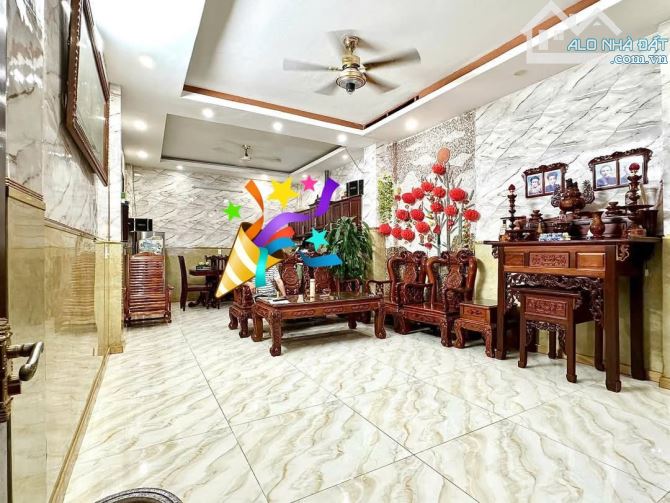 Bán nhà Phường 13 Tân Bình,Nhà ga T3, Hoàng Hoa Thám, hẻm ô tô 6m, 4.5x18m, 9 phòng, 10.xỷ