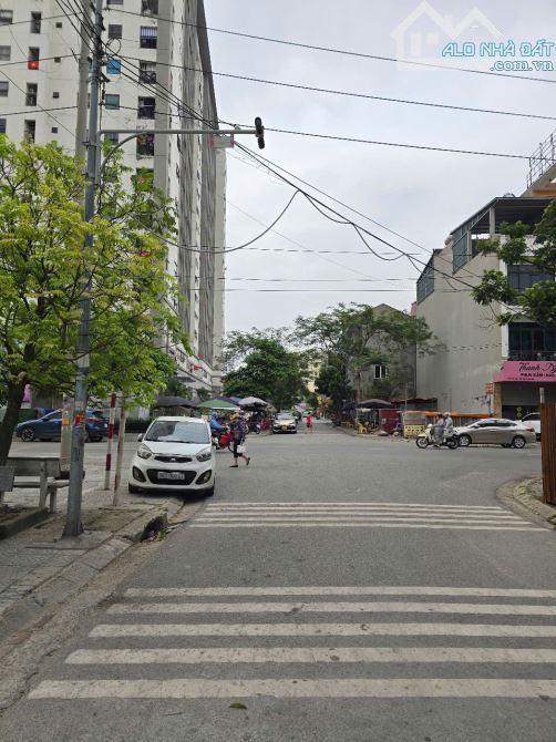 Bán lô biệt thự Lê Đức thọ dt 231m mt 12m hướng Tn giá 20.5 tỷ
