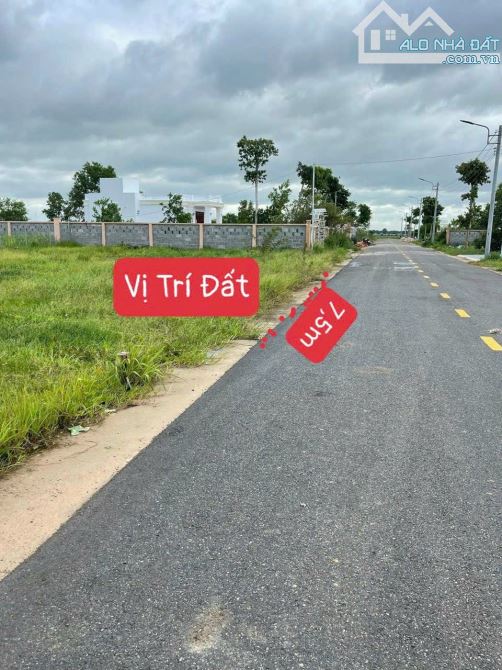 CẦN BÁN LÔ ĐẤT SÁT ĐƯỜNG TL44B - PHƯỚC HỘI ,LONG ĐẤT .BRVT