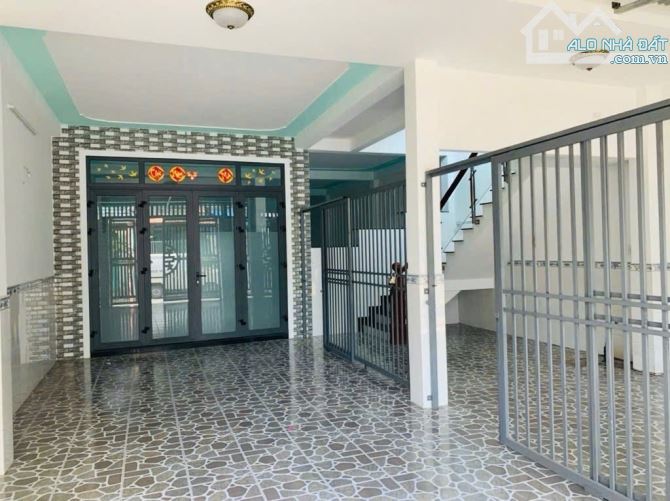 Nhà 2 MẶT HẺM 196m2(7/14 X 24 )3 Tầng- 1 MẶT TIỀN Kinh Doanh Hẻm 1/ Xe Tải Tránh có lề