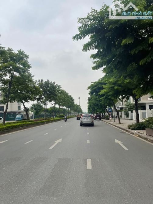 BÁN CĂN NHÀ DÂN XÂY, NGÕ PHỐ Ỷ LA, HÀ ĐÔNG, 36M, NGÕ RỘNG