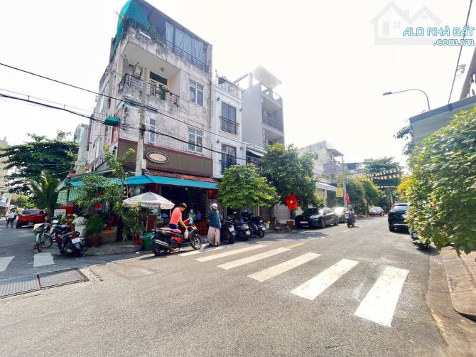 Nhà Lê Lâm, Phú Thạnh – 3 Tầng -Đường 8m – Gần Chợ Nguyễn Sơn - đang có dòng tiền 160trnăm
