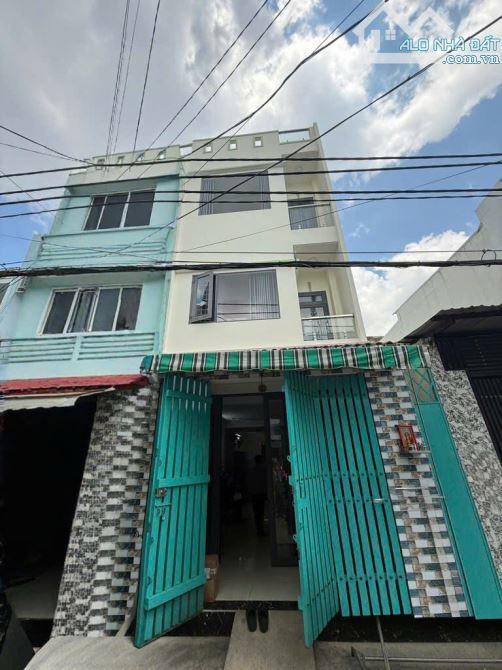 Bán nhà HXT Chiến Lược, Bình Tân, 56m² - 3 tầng, nở hậu, sát mặt tiền, chỉ nhỉnh 5 tỷ